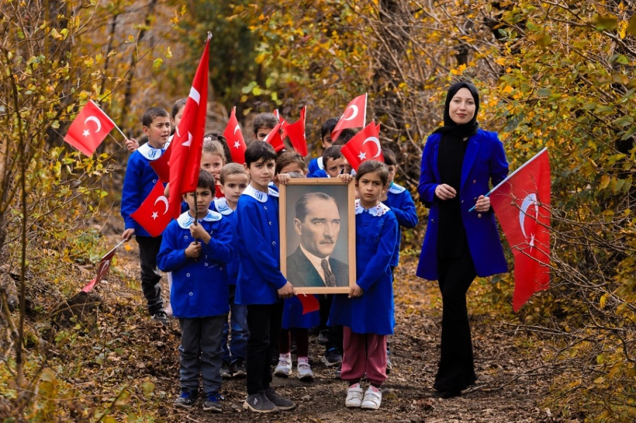 Ordu'da Başkan G&uuml;ler&rsquo;den &ouml;ğrencilere jest
