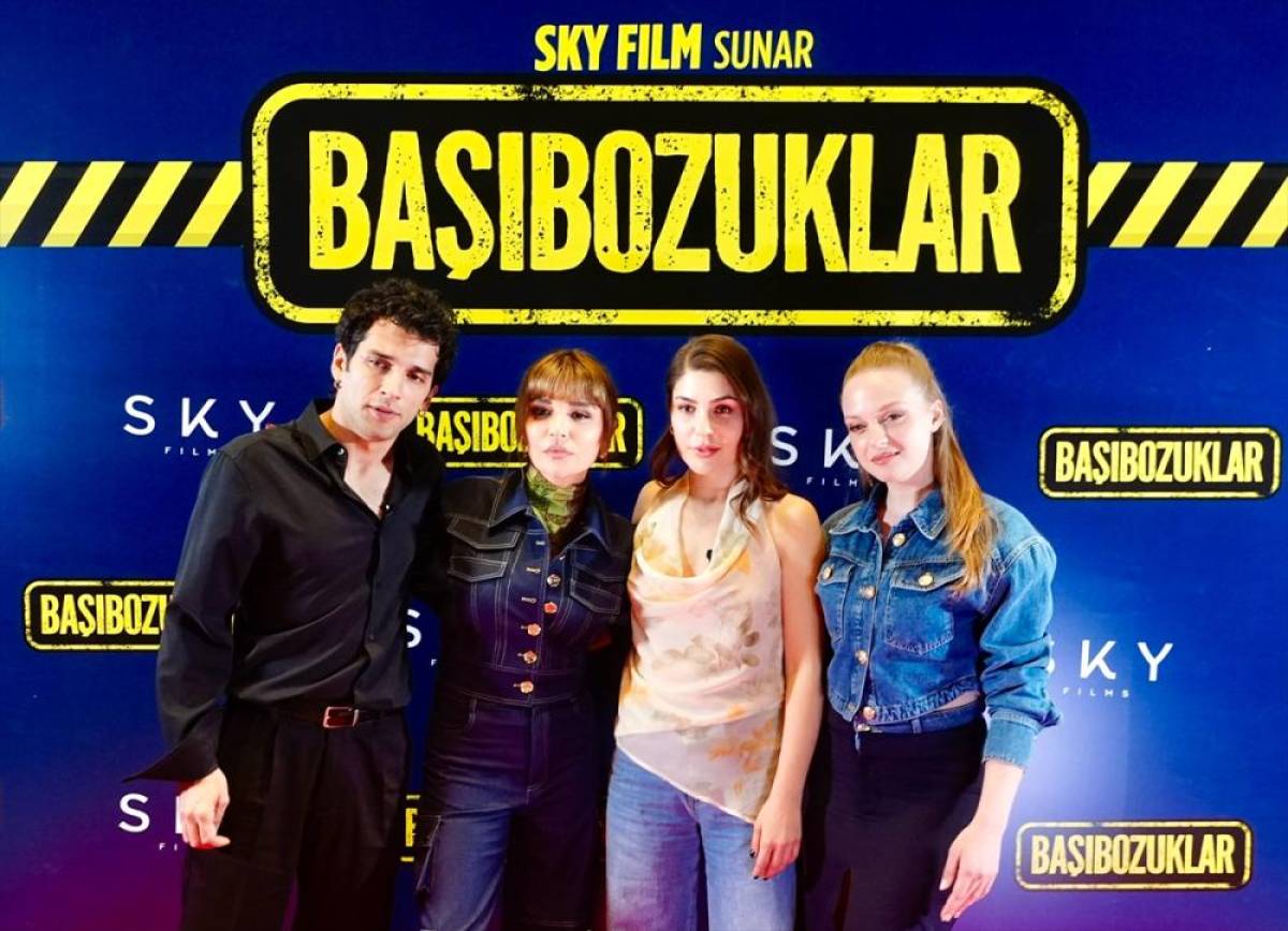 "Başıbozuklar" filminin galası İstanbul'da ger&ccedil;ekleştirildi