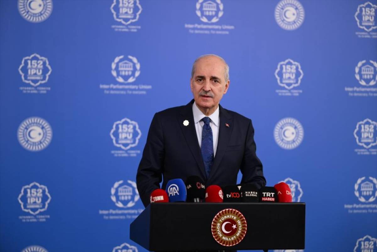 TBMM Başkanı Kurtulmuş: "Maalesef bug&uuml;n Kahramanmaraş'ta bir okulda son derece acı, &uuml;z&uuml;nt&uuml;l&uuml; bir olayın haberini aldık. İ&ccedil;imiz kan ağlıyor. Milletimizin başı sağ olsun."