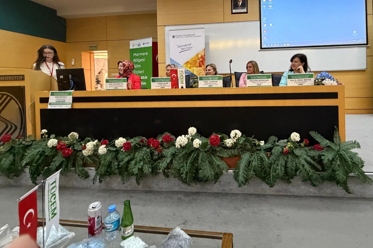 Sakarya&rsquo;da gen&ccedil;ler iklim ve sıfır atık i&ccedil;in buluştu