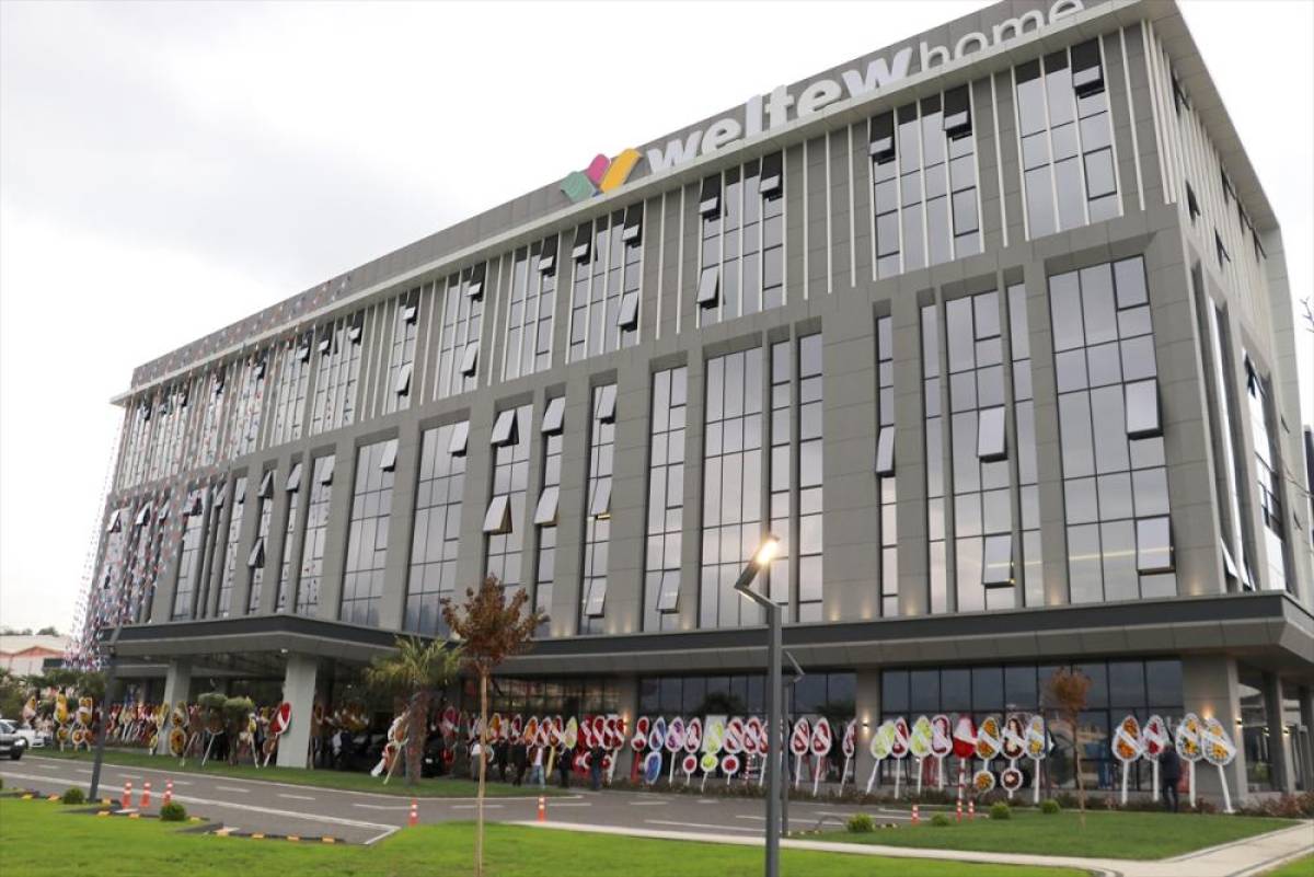 Weltew Mobilya'nın yurt dışı operasyonlarını y&ouml;neteceği yeni genel merkezi a&ccedil;ıldı