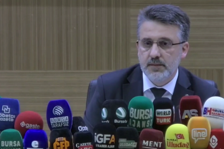 Bursa'da Başkan Vekili Şahin Biba ilk meclisini yaptı... İcraatlarımızı t&uuml;m Bursa g&ouml;recek