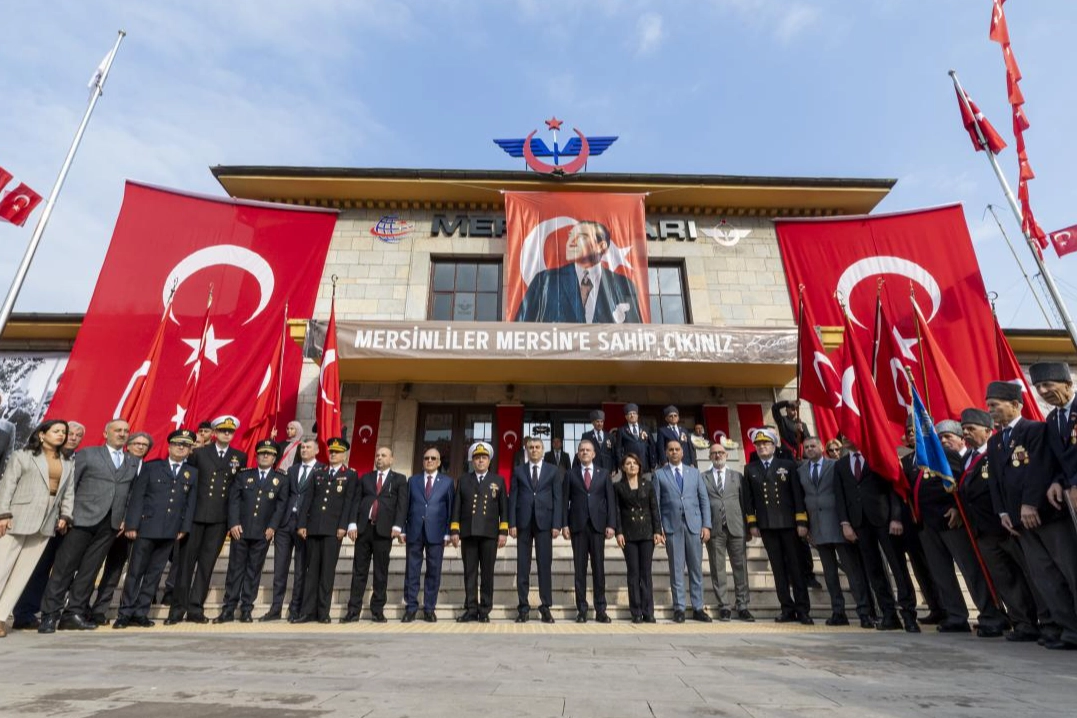 Mersin&rsquo;de Atat&uuml;rk&rsquo;&uuml;n ziyaretinin 103. yılı kutlandı