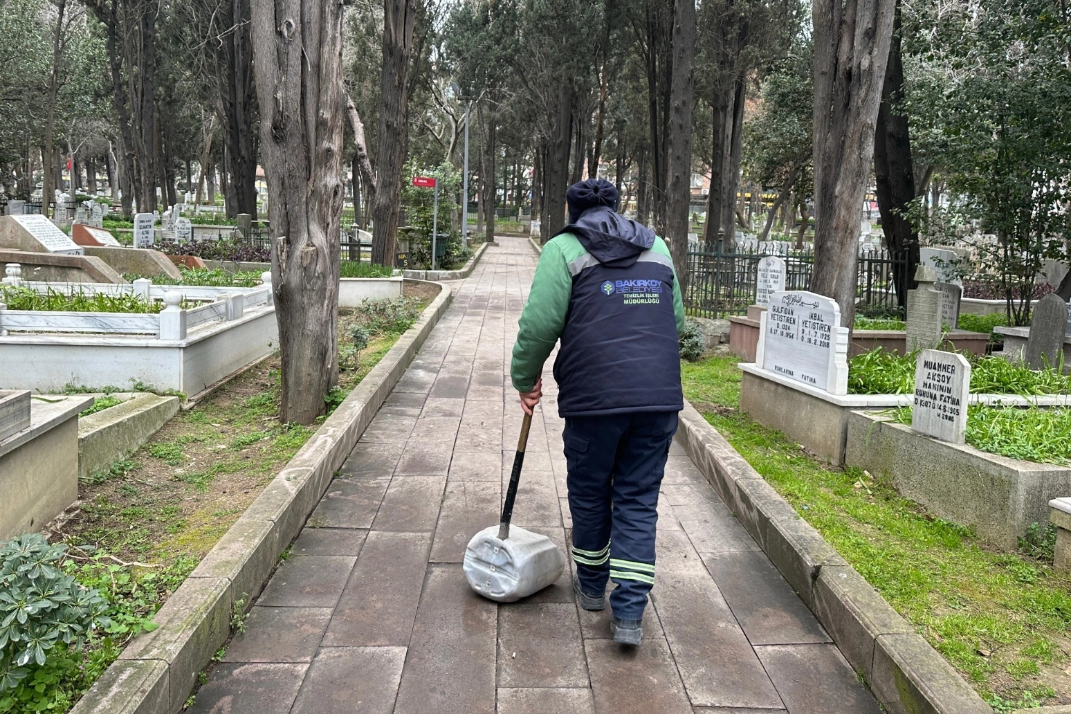 İstanbul Bakırk&ouml;y'de bayram &ouml;ncesi temizlik seferberliği