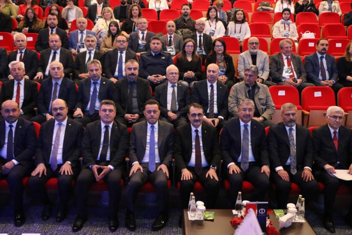 "Uluslararası Eskişehir Yapay Zeka Zirvesi" başladı