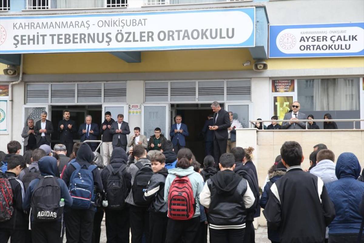 Ayser &Ccedil;alık Ortaokulu &ouml;ğrencileri farklı okul binasında eğitime yeniden başladı