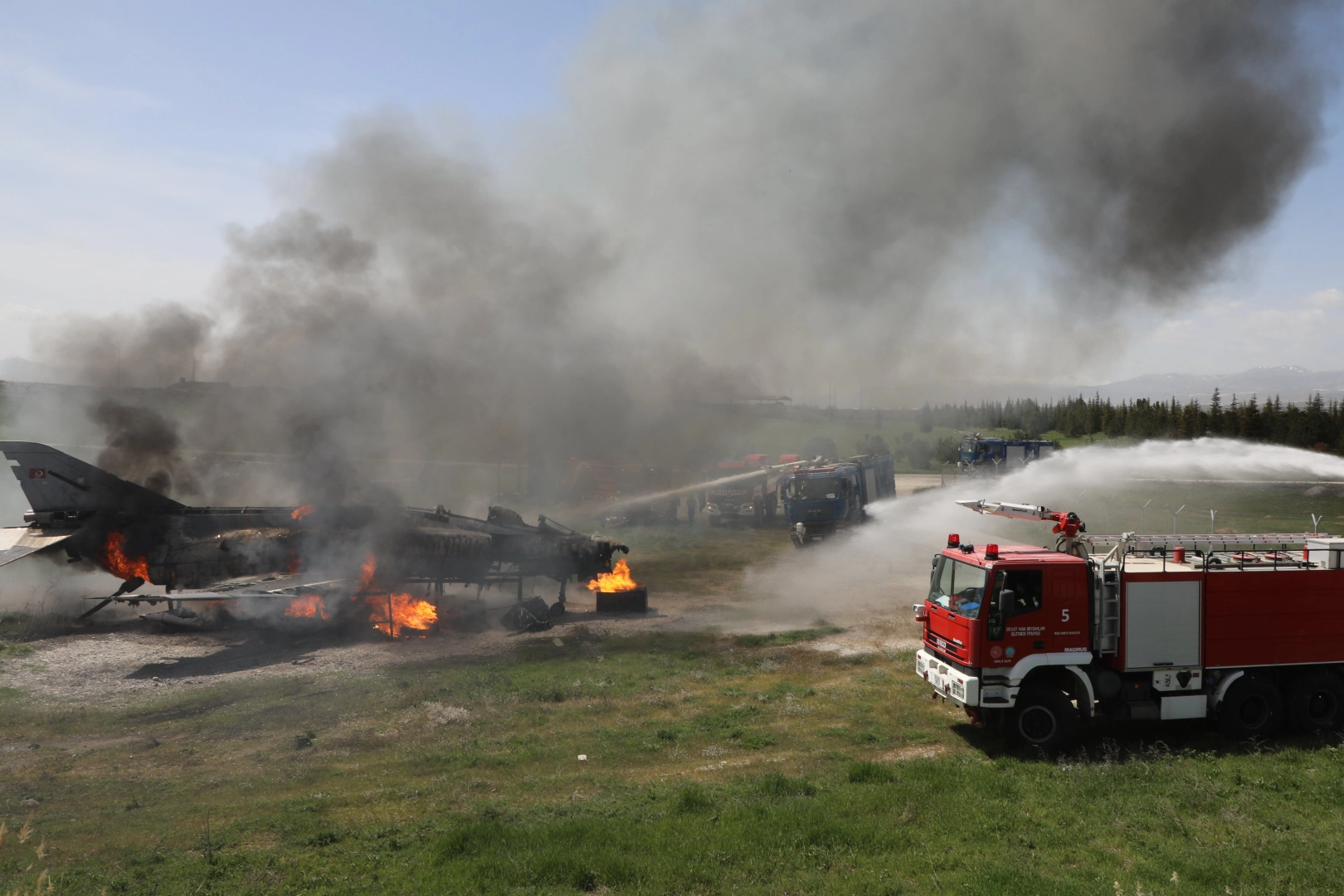 MSB'den Malatya&rsquo;da 'u&ccedil;ak yangını' tatbikatı