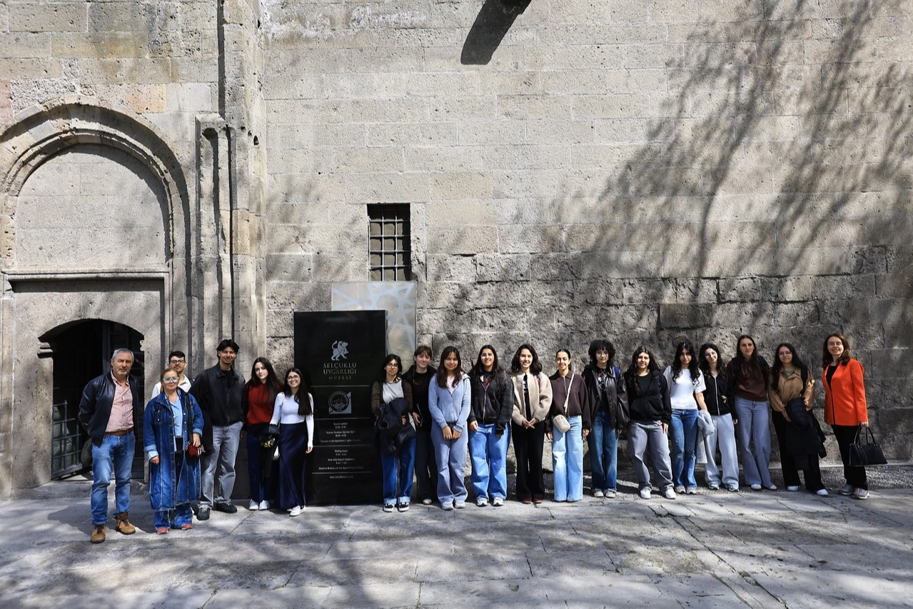 Kayseri B&uuml;y&uuml;kşehir'den Portekizli &ouml;ğrencilere 'K&uuml;lt&uuml;r Yolu'