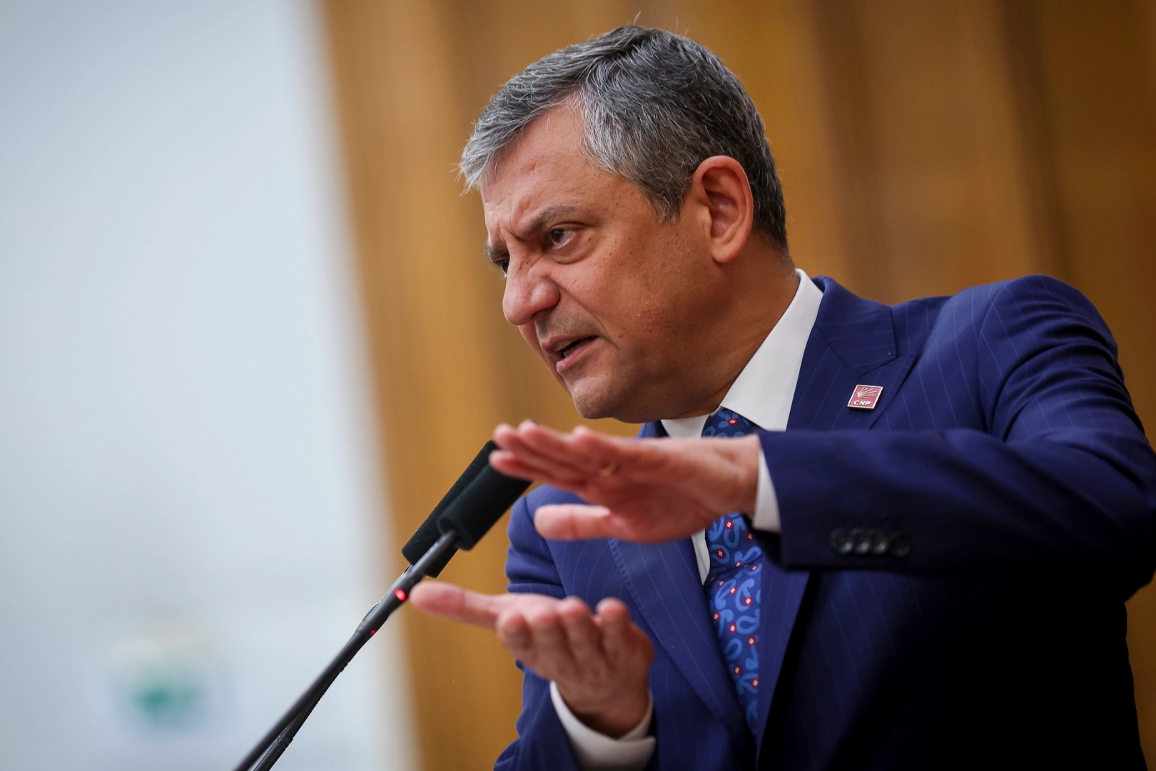 &Ouml;zg&uuml;r &Ouml;zel&rsquo;den 'sandığı getirin' &ccedil;ağrısı... Sandık sandık kazanacağız