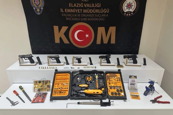 Elazığ&rsquo;da silah ticaretine operasyon!