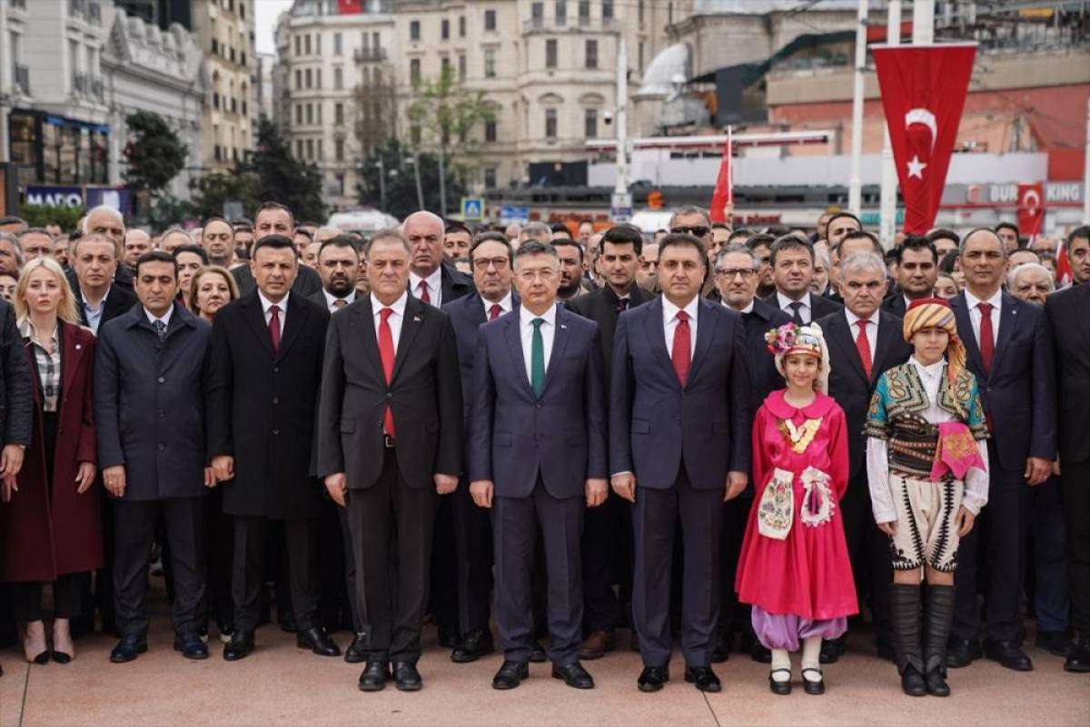 İstanbul'da 23 Nisan Ulusal Egemenlik ve Çocuk Bayramı kutlanıyor