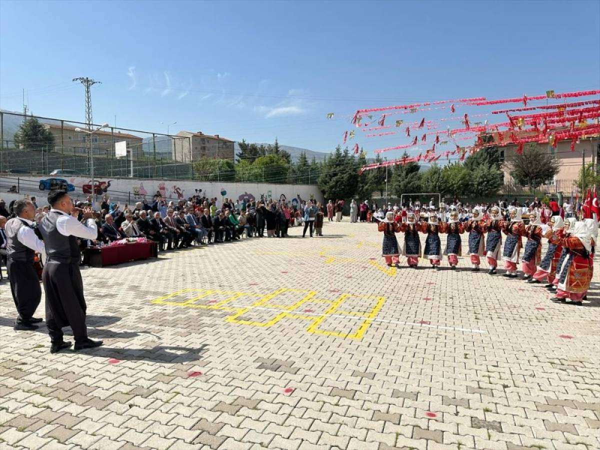 Malatya'da 23 Nisan Ulusal Egemenlik ve Çocuk Bayramı kutlandı