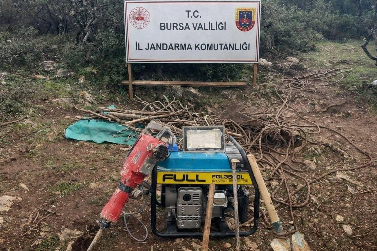 Bursa İznik&rsquo;te ka&ccedil;ak kazıya su&ccedil;&uuml;st&uuml;