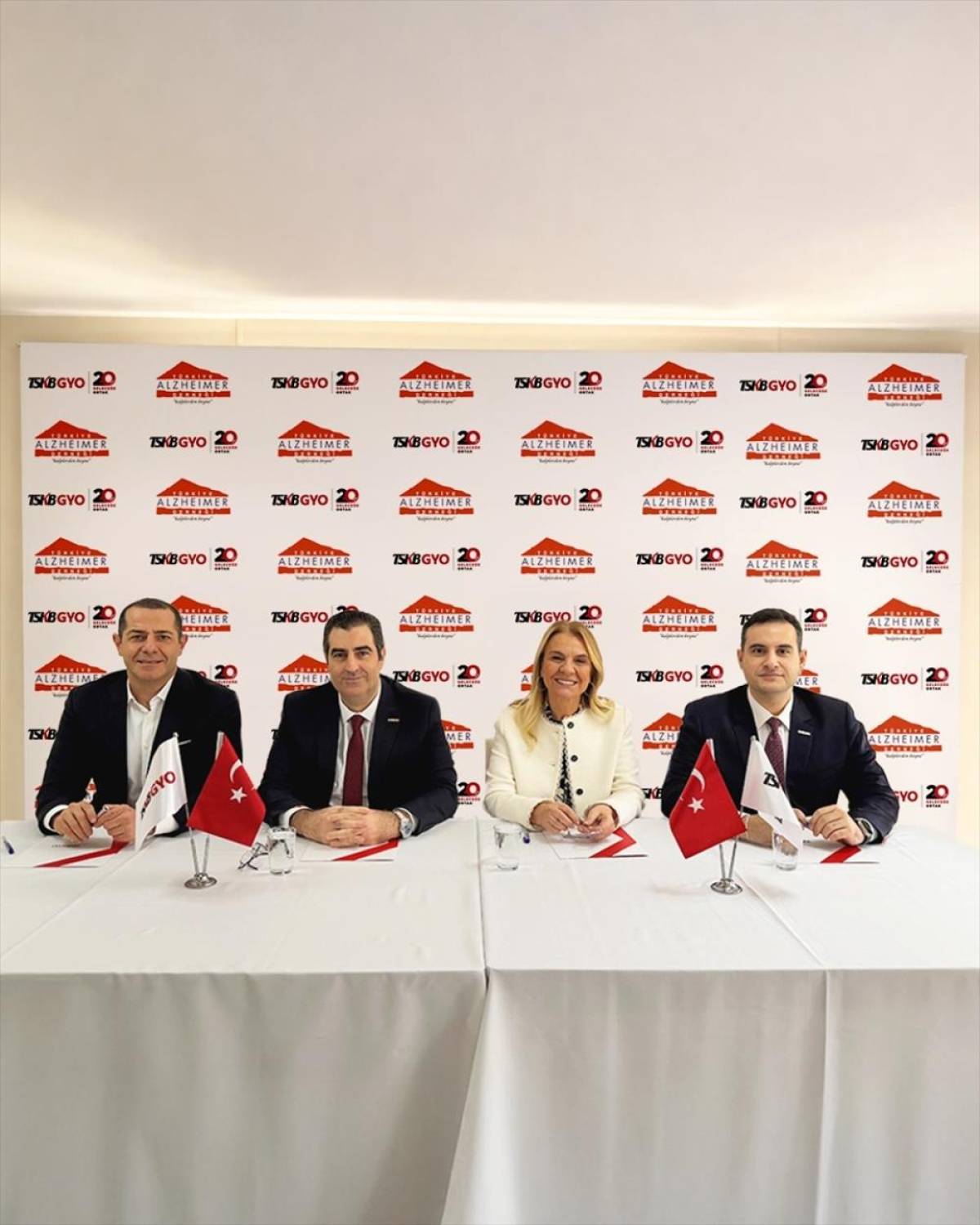 TSKB GYO ile T&uuml;rkiye Alzheimer Derneği işbirliği protokol&uuml; imzaladı