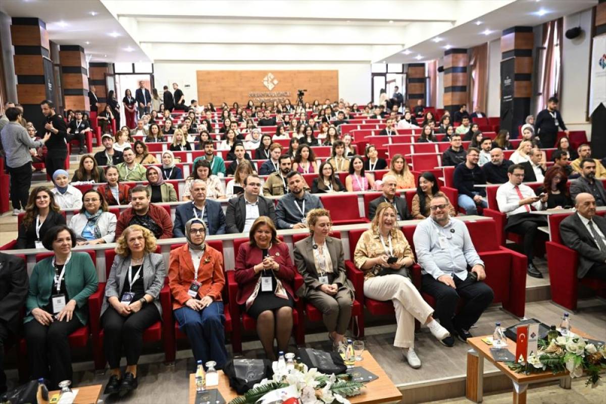 Gaziantep'te "10. Altın Baklava Film Akademisi Uluslararası &Ouml;ğrenci Film Festivali" başladı