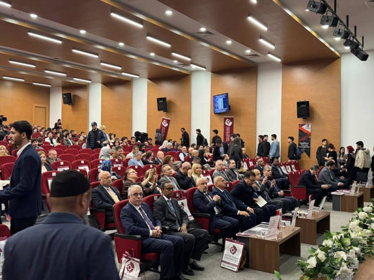 OSTİM Teknik &Uuml;niversitesi'nde Uluslararası S&ouml;m&uuml;rge Su&ccedil;ları Konferansı d&uuml;zenlendi