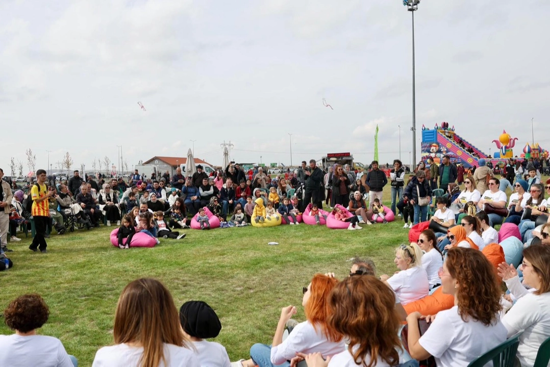 Kayseri Kocasinan'dan &ccedil;ocuklar i&ccedil;in u&ccedil;urtma şenliği