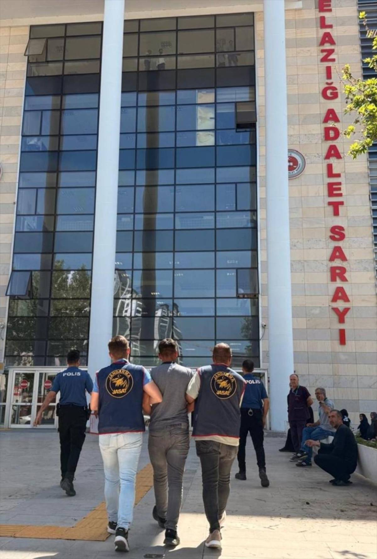 Elazığ'da hırsızlık operasyonunda yakalanan şüpheli tutuklandı