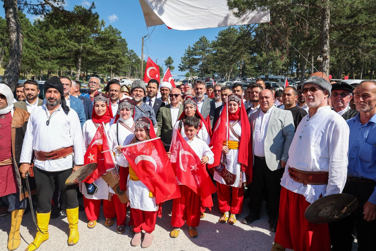 Bursa'da Başkan Vekili Biba&rsquo;dan dağ y&ouml;resine entegre tesis s&ouml;z&uuml;
