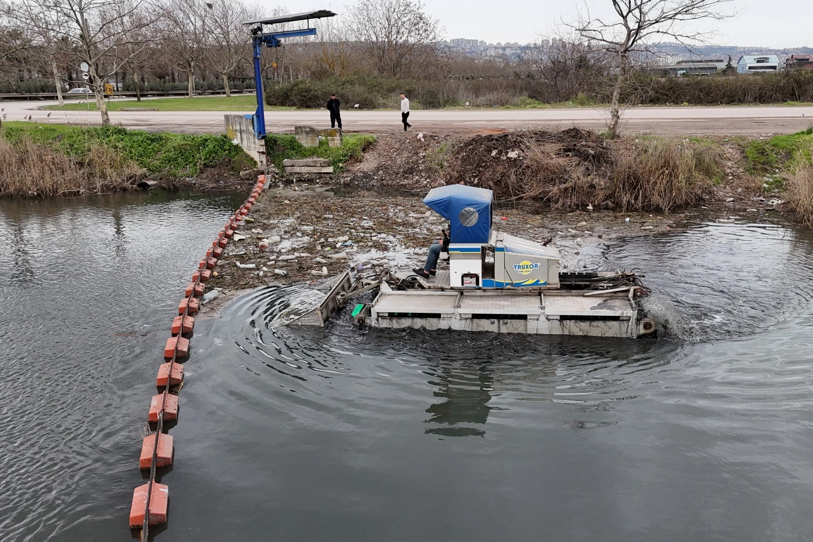 İzmit K&ouml;rfezi i&ccedil;in kaynağında temizlik