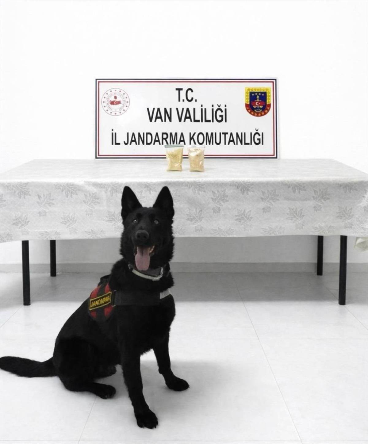 Van'da 510 gram eroin ele ge&ccedil;irildi