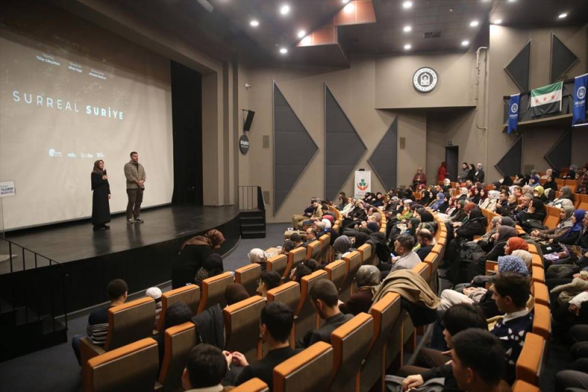 "Surreal Suriye" belgeseli, Bursa'da g&ouml;sterime sunuldu