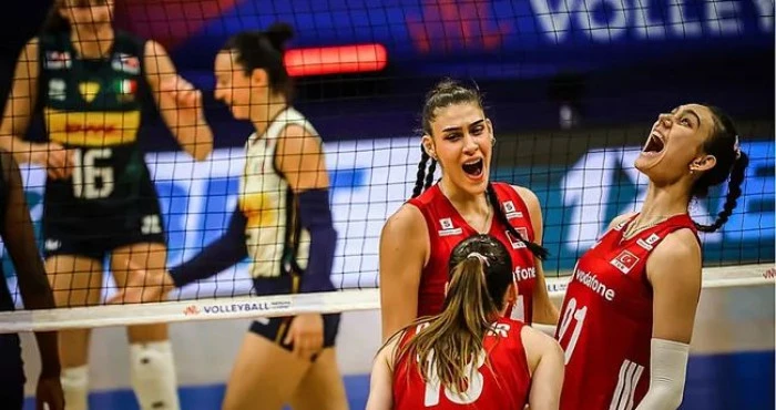 A Milli Kadın Voleybol Takımı, VNL'in ilk etabını 11. sırada tamamladı