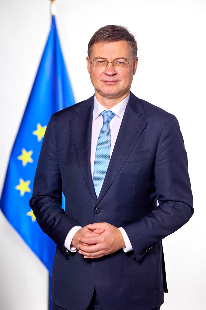 AB Komisyonu Ekonomiden Sorumlu &Uuml;yesi Dombrovskis: "T&uuml;rkiye'nin reformları dayanıklılık a&ccedil;ısından &ouml;nemli"