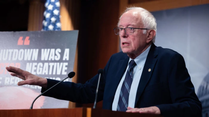 ABD'li Senat&ouml;r Sanders, ABD'nin İran'a saldırılarının maliyetini eleştirdi: