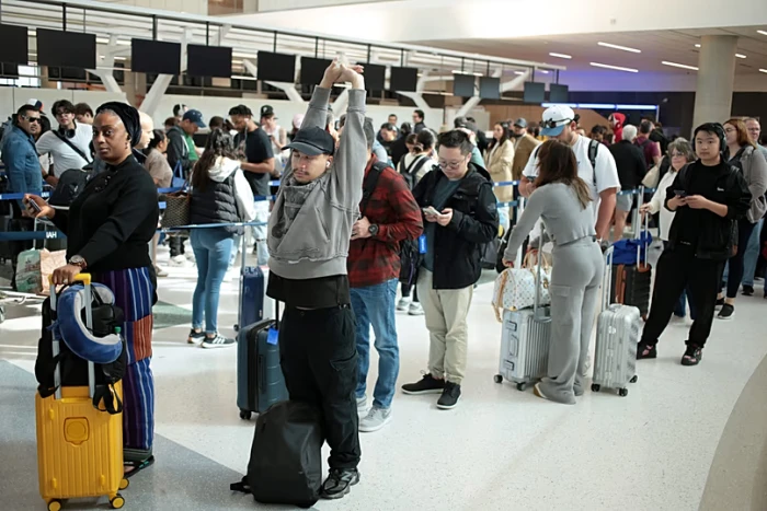 ABD'li şirketin yolcu gemisi, yakıt maliyetleri nedeniyle d&uuml;nya turunu Asya'da sonlandırdı