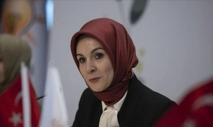 Bakan G&ouml;ktaş: "B&ouml;yle gidersek T&Uuml;İK'e g&ouml;re &ouml;n&uuml;m&uuml;zdeki 5 yıl i&ccedil;erisinde ilkokuldaki &ccedil;ocuk oranımız 900 bin azalacak. Biz bu tedbirleri &ccedil;ok hızlı ve &ouml;nc&uuml; bir şekilde alıyoruz"