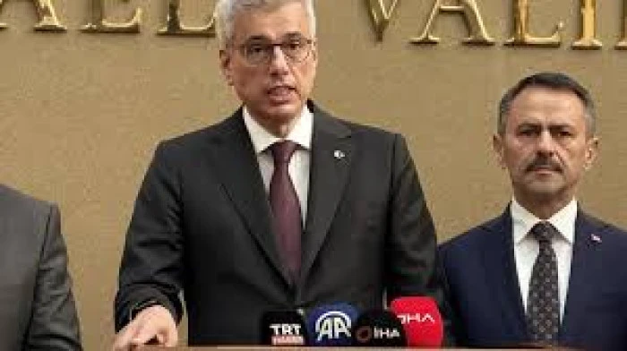 Bakan Memişoğlu, Kocaeli'de ziyaretlerde bulundu