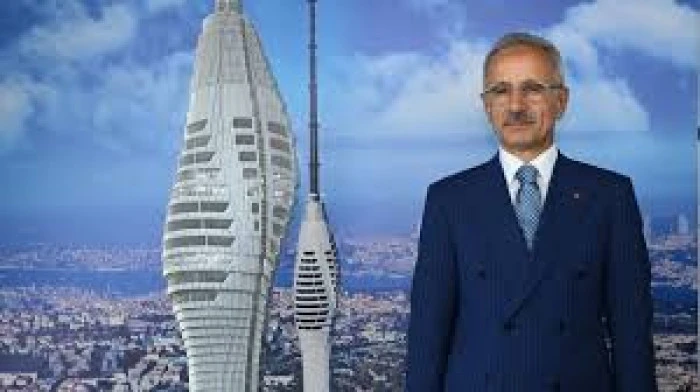 Bakan Uraloğlu, Çamlıca Kulesi'ni 4 yılda 2,3 milyon kişinin ziyaret ettiğini bildirdi: