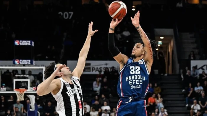 Basketbol Avrupa Ligi'nde "T&uuml;rk derbisi"