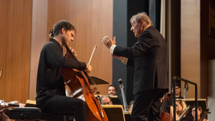 BBDSO'dan Prof. Dr. Ayhan Kızıl anısına konser