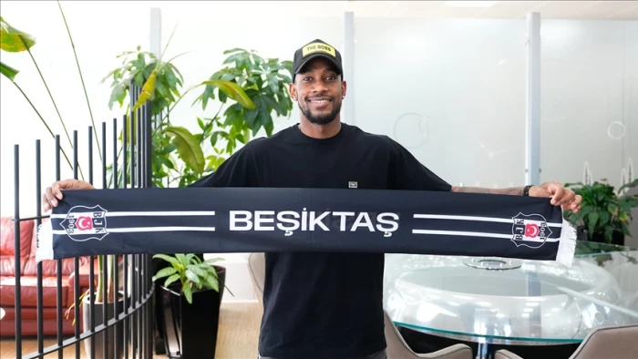 Beşiktaş, Amir Murillo'yla 3,5 yıllık s&ouml;zleşme imzaladı