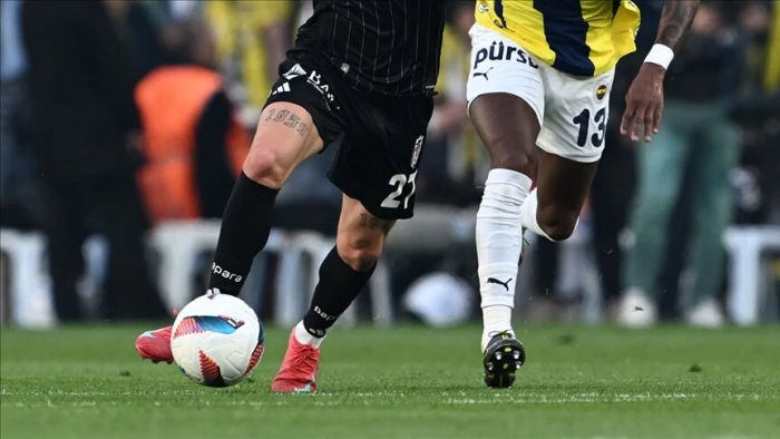 Beşiktaş-Fenerbah&ccedil;e ma&ccedil;ında karaborsa bilet satıldığı iddiasıyla yakalanan zanlılardan 5'i tutuklandı