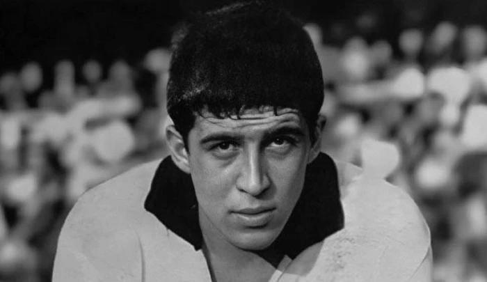 Beşiktaş'ın eski futbolcusu Faruk Karadoğan vefat etti