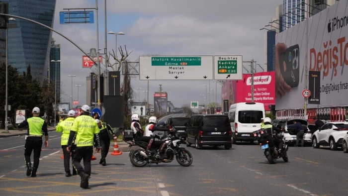 Beşiktaş'ta polis noktasına y&ouml;nelik ter&ouml;r saldırısına ilişkin g&ouml;zaltı sayısı 16'ya y&uuml;kseldi