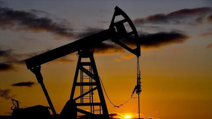 Brent petrol&uuml;n varili 70 dolar seviyesine geriledi