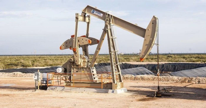 Brent petrol&uuml;n varili 94,70 dolardan işlem g&ouml;r&uuml;yor