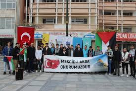 Burdur'da üniversite öğrencileri İsrail'in Gazze'ye yönelik saldırılarını protesto etti