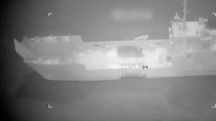 CENTCOM: H&uuml;rm&uuml;z Boğazı yakınlarındaki kıyılarda İran'a ait f&uuml;ze &uuml;slerine saldırı d&uuml;zenlendi