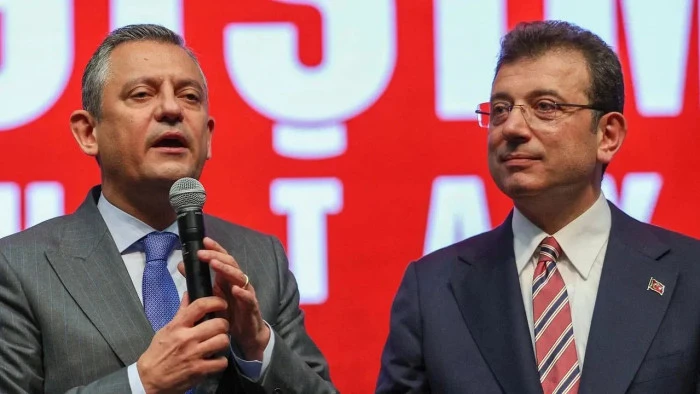 CHP Genel Başkanı &Ouml;zel, İmamoğlu'nu cezaevinde ziyaret etti