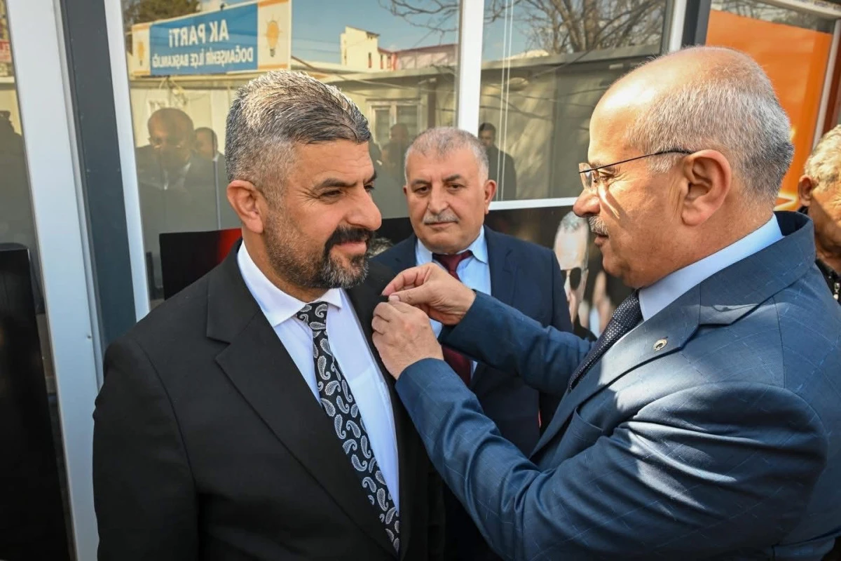 CHP&rsquo;li Meclis &Uuml;yesi AK Parti&rsquo;ye Katıldı