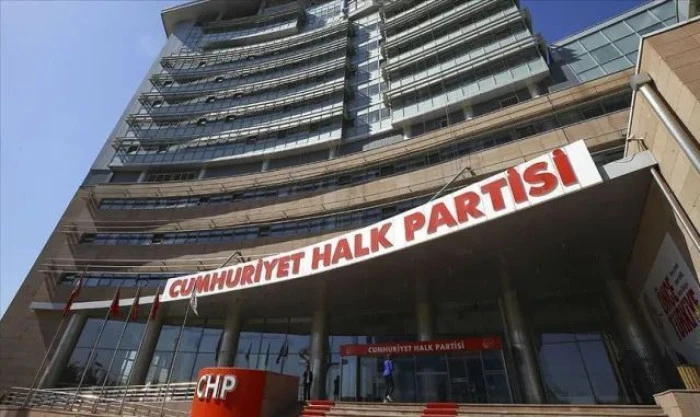 CHP'nin 38. Olağan Kurultayı'nda usuls&uuml;zl&uuml;k iddiasına ilişkin davaya devam edildi
