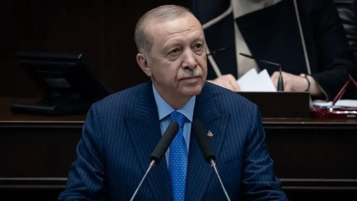 Cumhurbaşkanı Erdoğan: (6 beldede yapılan ara se&ccedil;im) Daha d&uuml;ne kadar avazı &ccedil;ıktığınca bağıranların 3 g&uuml;nd&uuml;r sesi, soluğu &ccedil;ıkmaz oldu"