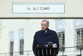 Cumhurbaşkanı Erdoğan, cuma namazını Hz. Ali Camisi'nde kıldı