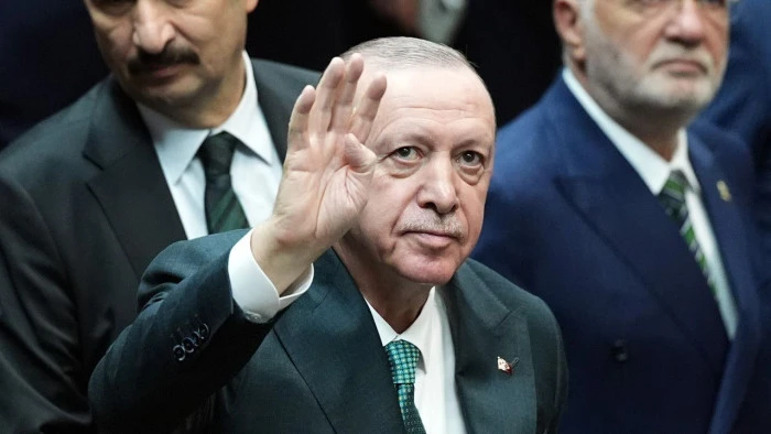 Cumhurbaşkanı Erdoğan: "Siyonist katliam şebekesinin, 'elin taşıyla elin kuşunu vurma' oyununa kesinlikle gelmemeliyiz"