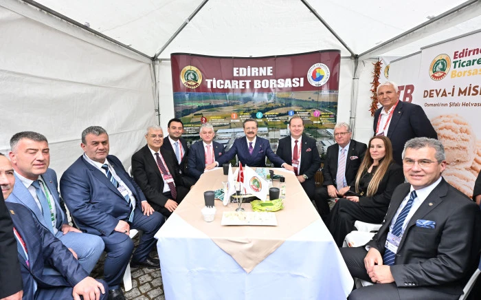 Cumhurbaşkanı Erdoğan: &Uuml;reticimizin bir gram &uuml;r&uuml;n&uuml; ziyan olmayacak,Ofis getirilen &uuml;r&uuml;nleri alacak.&Uuml;r&uuml;n teslimini m&uuml;teakip 21'inci g&uuml;nden itibaren &uuml;r&uuml;n bedeli &ouml;demelerine başlayacak